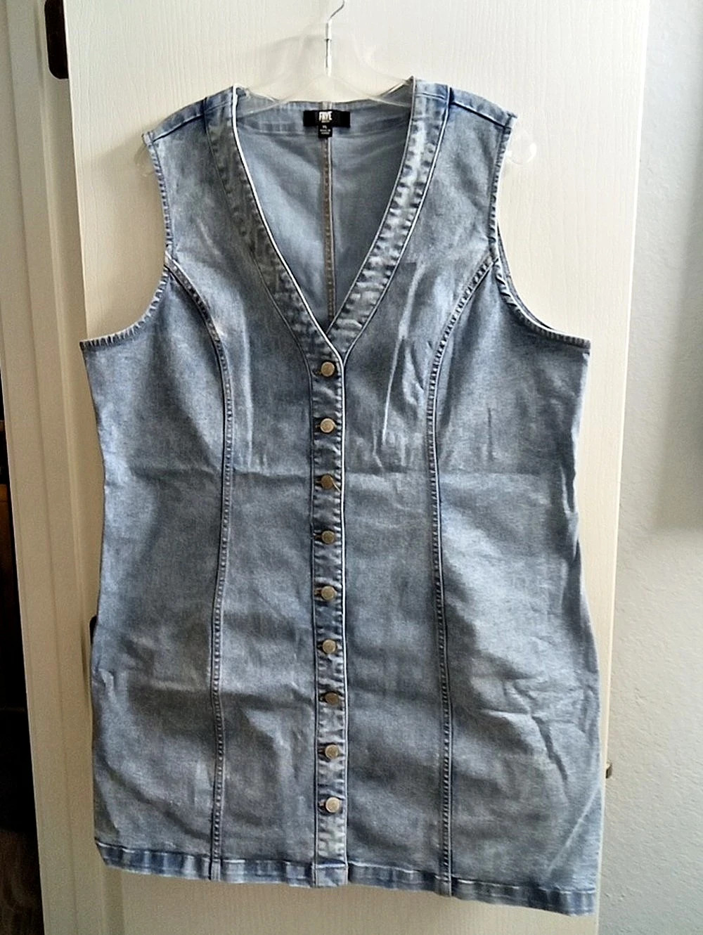 Frye Denim Button-Front Vest in Blue Size XL